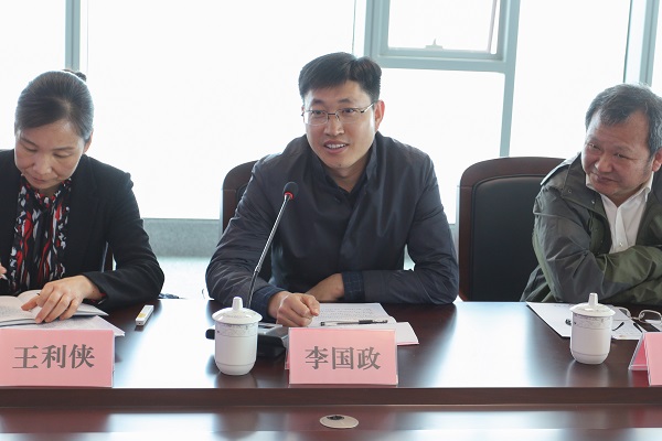 1555319014820314.jpeg 图7 山东省日照市人民政府办公室副主任李国政致辞.JPEG